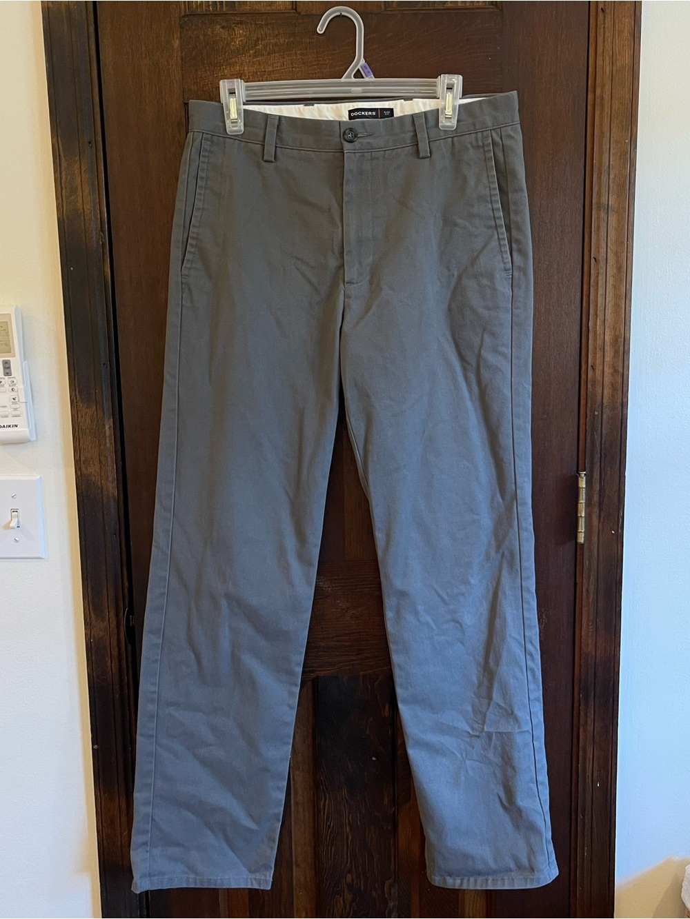 Dockers Men’s Slim Fit Gray Dress Pants 31x32